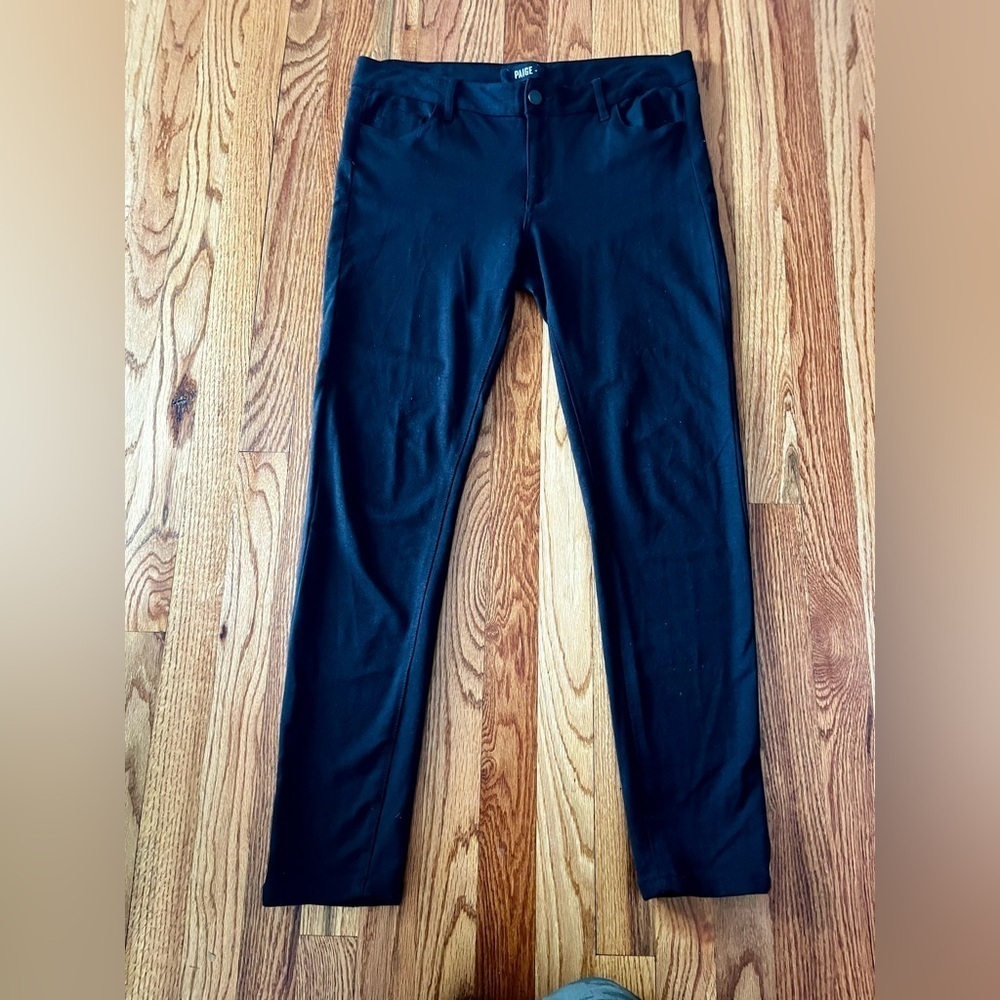 PAIGE - Black Skinny Stretch Pants - Size 32